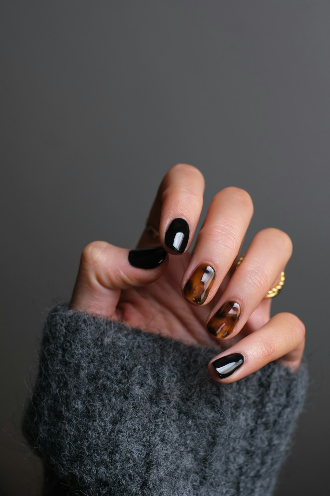 Manicure detail work